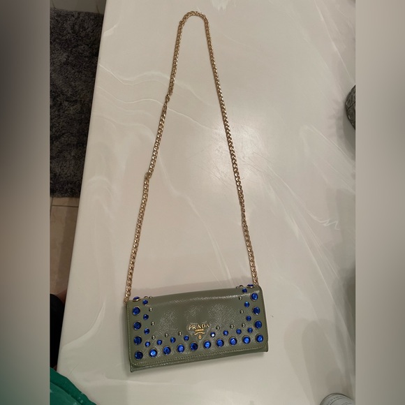 Authentic Prada Vernice Crystal Embellished Lux Lago Paint Green Leather Wallet - Picture 3 of 14